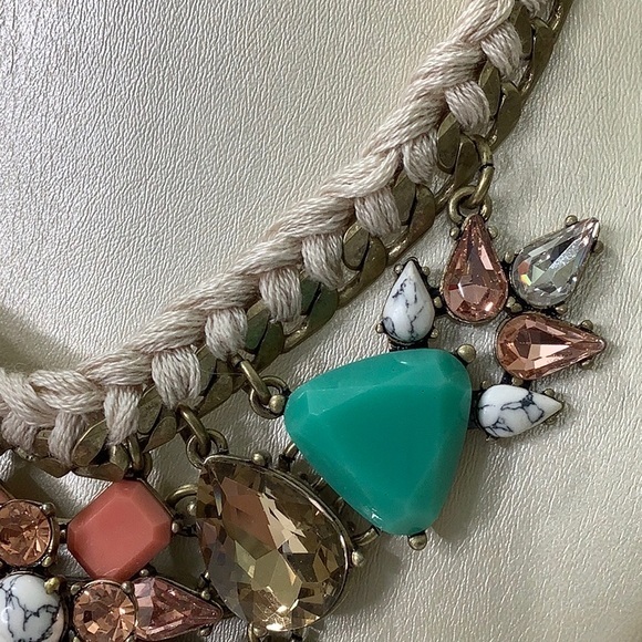Chloe + Isabel multi color stones and crystals rope trim necklace SZ 16-18 EUC - Picture 9 of 13
